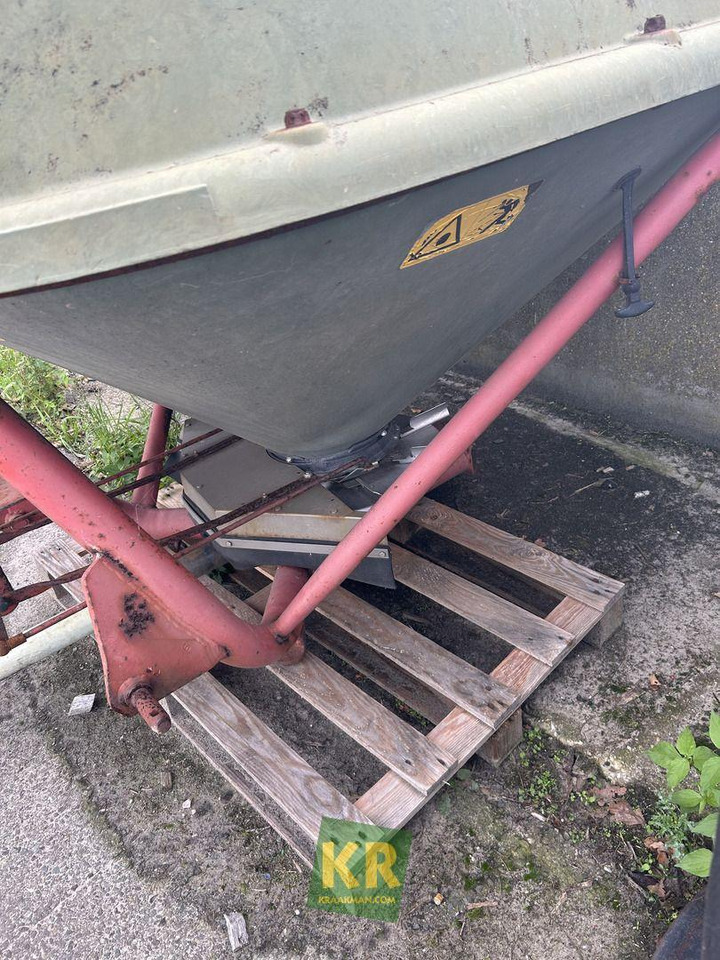 TS6 Trioliet - آلة رش الأسمدة: صور 3 TS6 Trioliet - آلة رش الأسمدة: صور 3