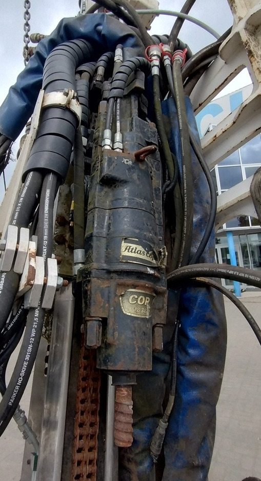 ATLAS COPCO COPCO 1838 2012 Drilling machine - آلة حفر: صور 1 ATLAS COPCO COPCO 1838 2012 Drilling machine - آلة حفر: صور 1