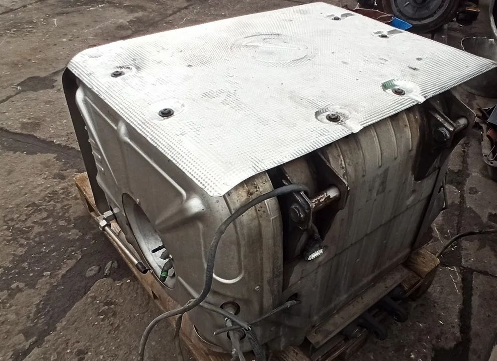 KATALIZATOR TŁUMIK IVECO STRALIS 460 E6 HI-WAY - محول حفزي - شاحنة: صور 2 KATALIZATOR TŁUMIK IVECO STRALIS 460 E6 HI-WAY - محول حفزي - شاحنة: صور 2