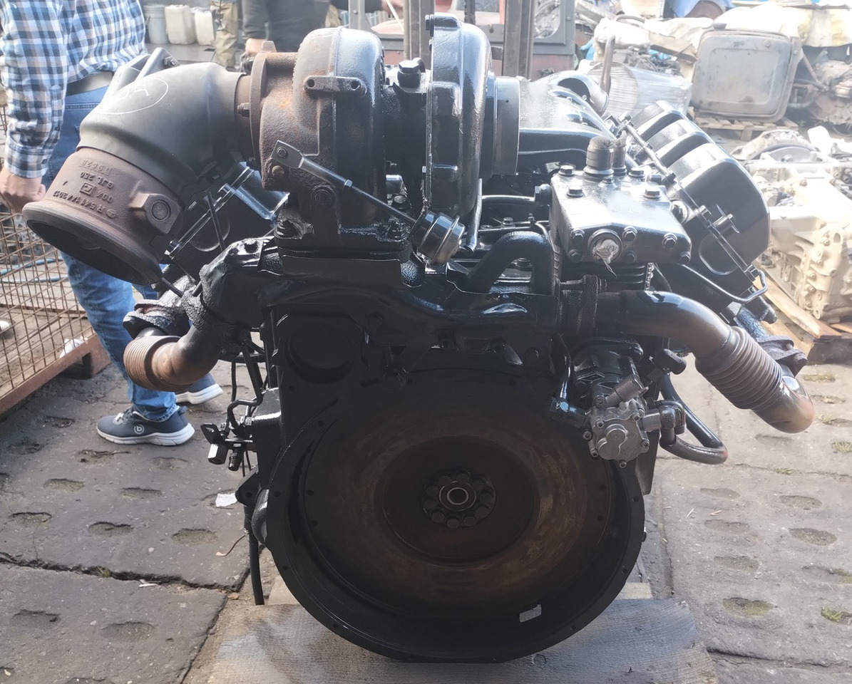 MERCEDES ACTROS OM501 LA 541 V6 MP2 MP3 EURO 5 - المحرك و قطع الغيار: صور 4 MERCEDES ACTROS OM501 LA 541 V6 MP2 MP3 EURO 5 - المحرك و قطع الغيار: صور 4