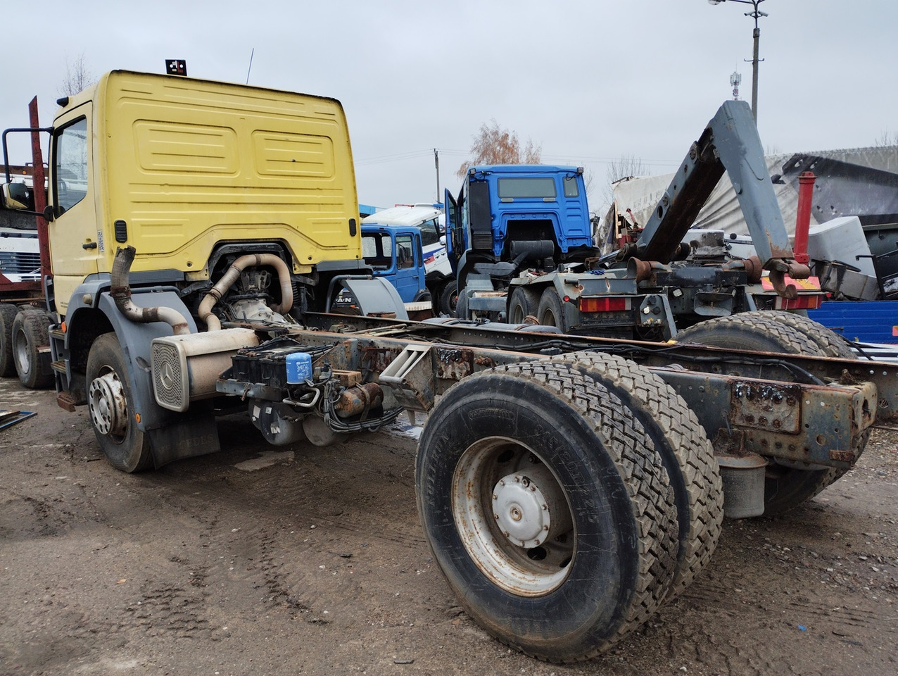 MERCEDES-BENZ ATEGO 1823 - الشاسيه شاحنة: صور 2 MERCEDES-BENZ ATEGO 1823 - الشاسيه شاحنة: صور 2