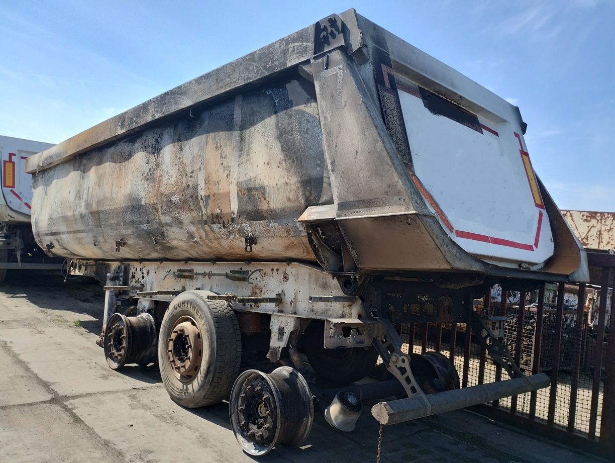 SCHMITZ CARGOBULL GOTHA 26 m3 SGF S3 2015 - قلابة نصف مقطورة: صور 4 SCHMITZ CARGOBULL GOTHA 26 m3 SGF S3 2015 - قلابة نصف مقطورة: صور 4