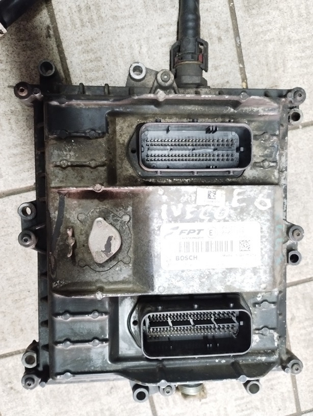 STEROWNIK SILNIKA IVECO STRALIS E6 460 0281020146 504388754 - كتلة التحكم: صور 1 STEROWNIK SILNIKA IVECO STRALIS E6 460 0281020146 504388754 - كتلة التحكم: صور 1