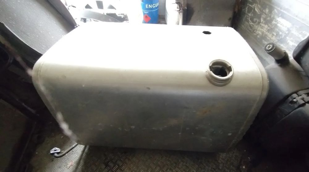 Zbiornik paliwa IVECO 100x70x70 450 LIT - خزان وقود - شاحنة: صور 1 Zbiornik paliwa IVECO 100x70x70 450 LIT - خزان وقود - شاحنة: صور 1