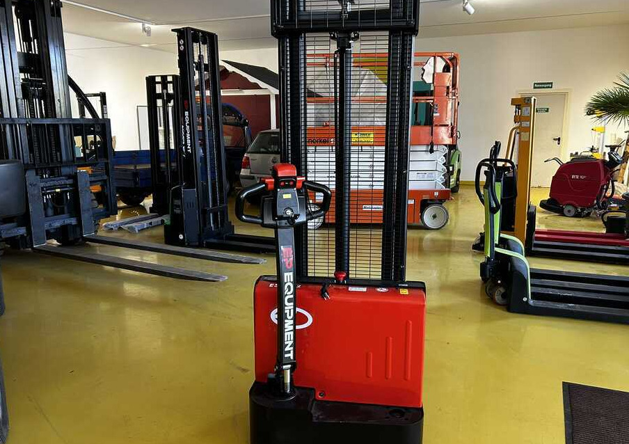 EP Equipment ESL122 - معدات تكديس: صور 1 EP Equipment ESL122 - معدات تكديس: صور 1