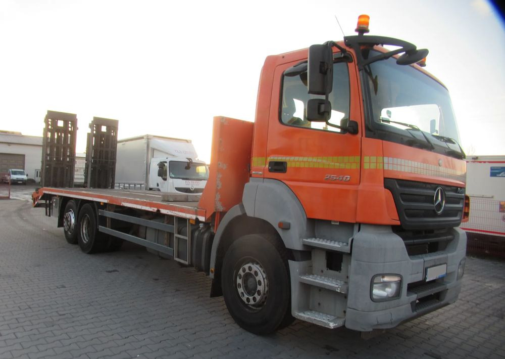 Mercedes-Benz Axor 2540 - سيارة السحب للتصليح: صور 3 Mercedes-Benz Axor 2540 - سيارة السحب للتصليح: صور 3