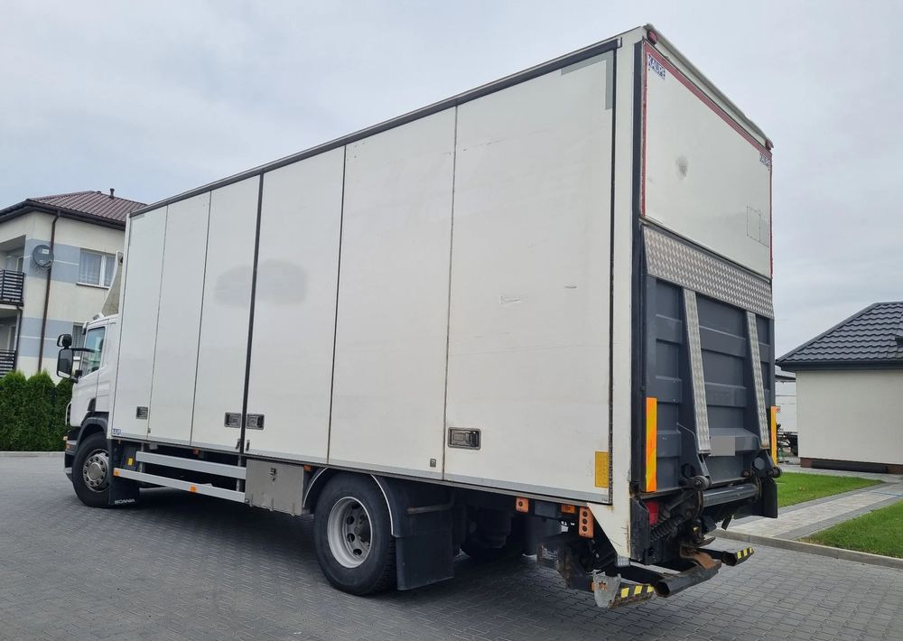 Scania P 360 - بصندوق مغلق شاحنة: صور 4 Scania P 360 - بصندوق مغلق شاحنة: صور 4