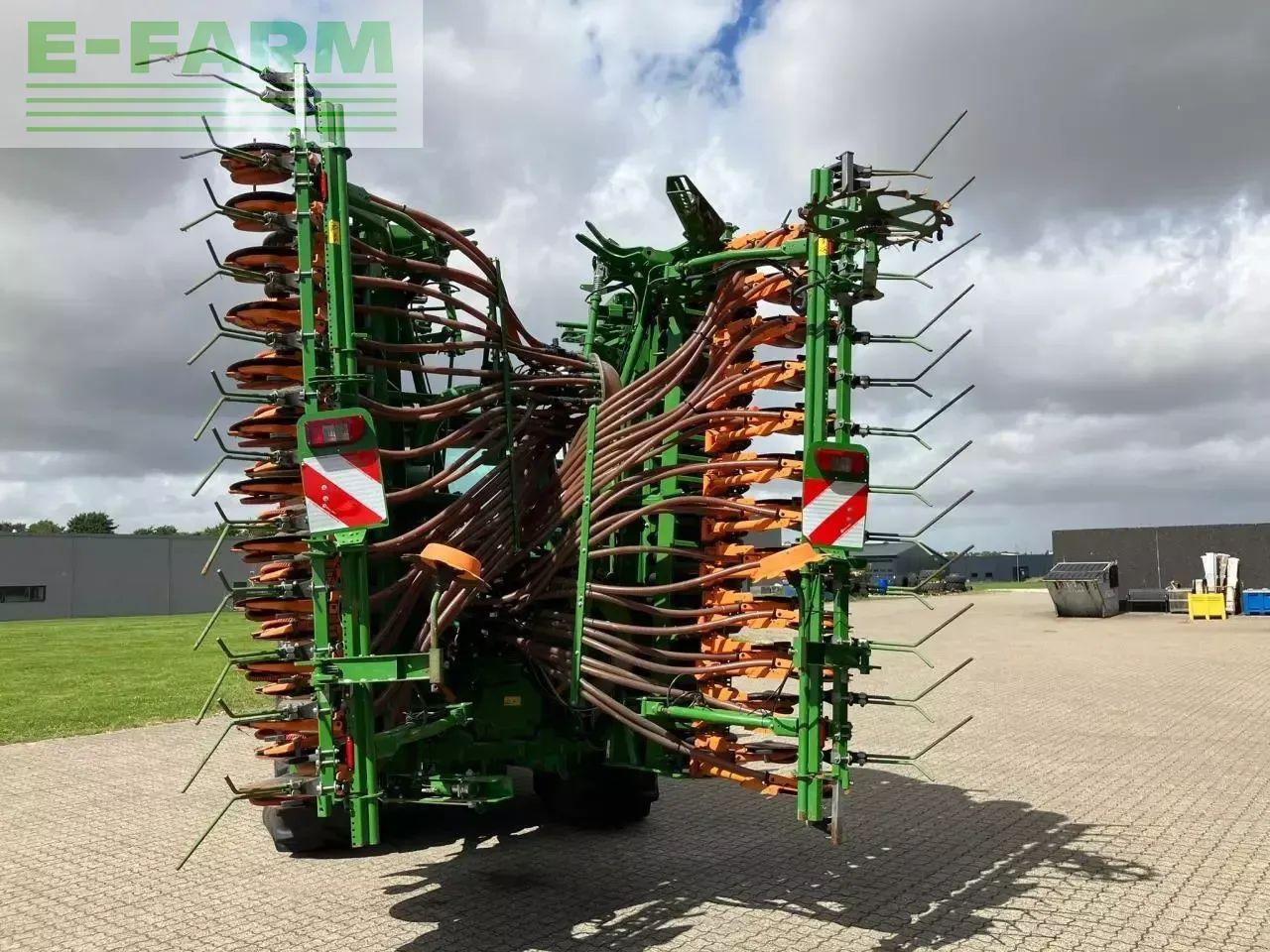 الة بذر Amazone amazone avant 6m. - kg600/2: صور 12 الة بذر Amazone amazone avant 6m. - kg600/2: صور 12