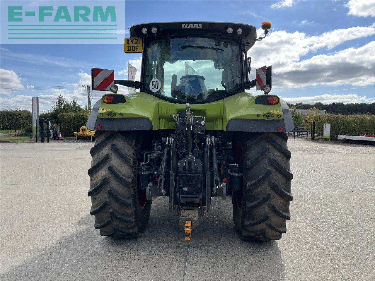 جرار CLAAS ARION 530: صور 6