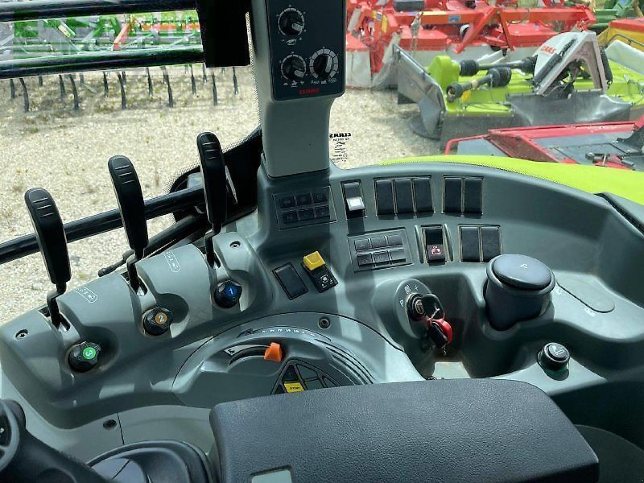 جرار CLAAS arion 420 cis: صور 19