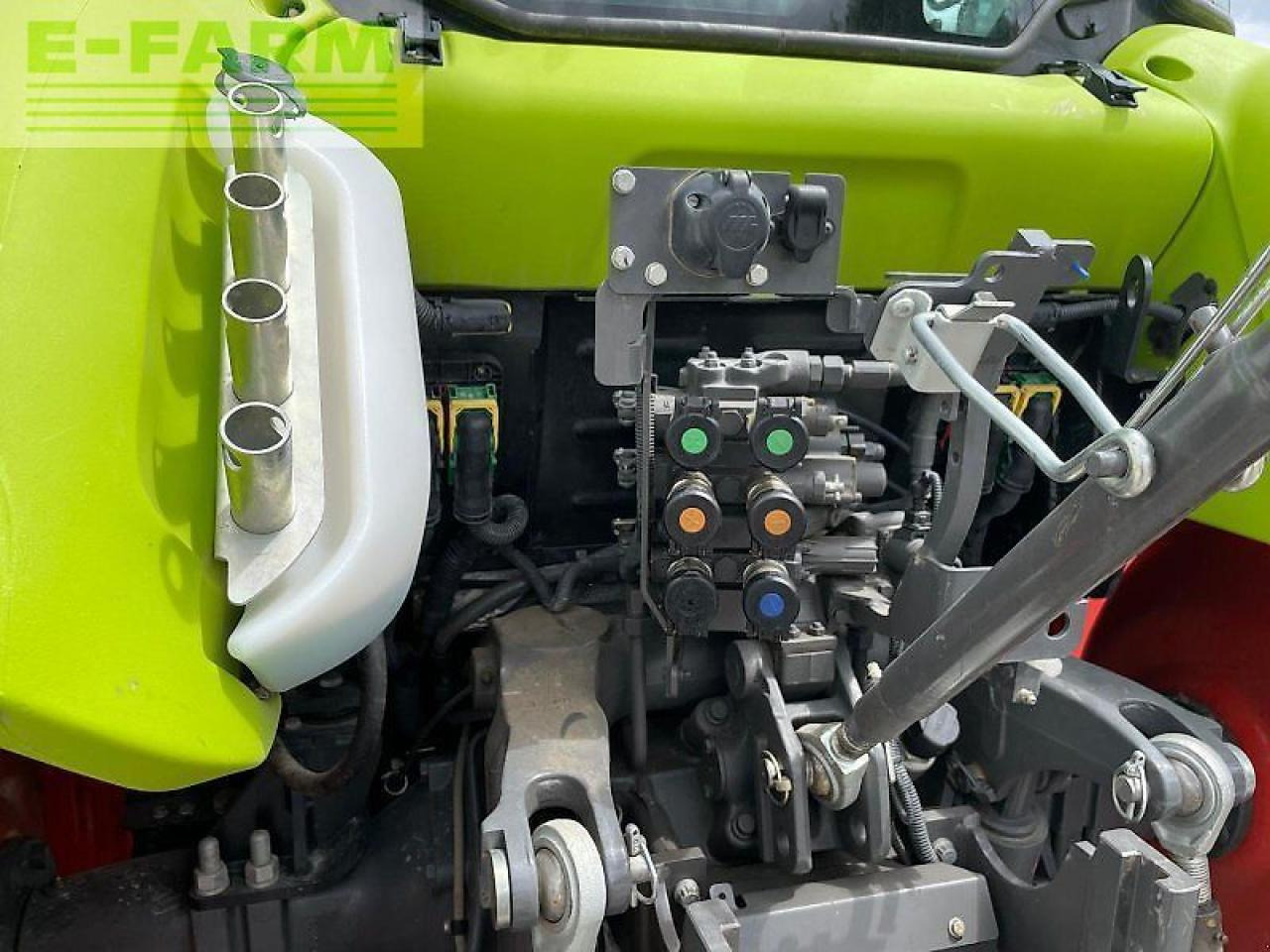 جرار CLAAS arion 420 cis: صور 8