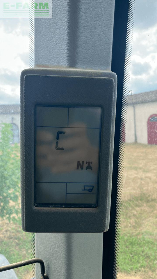 جرار CLAAS arion 620 cis CIS: صور 15