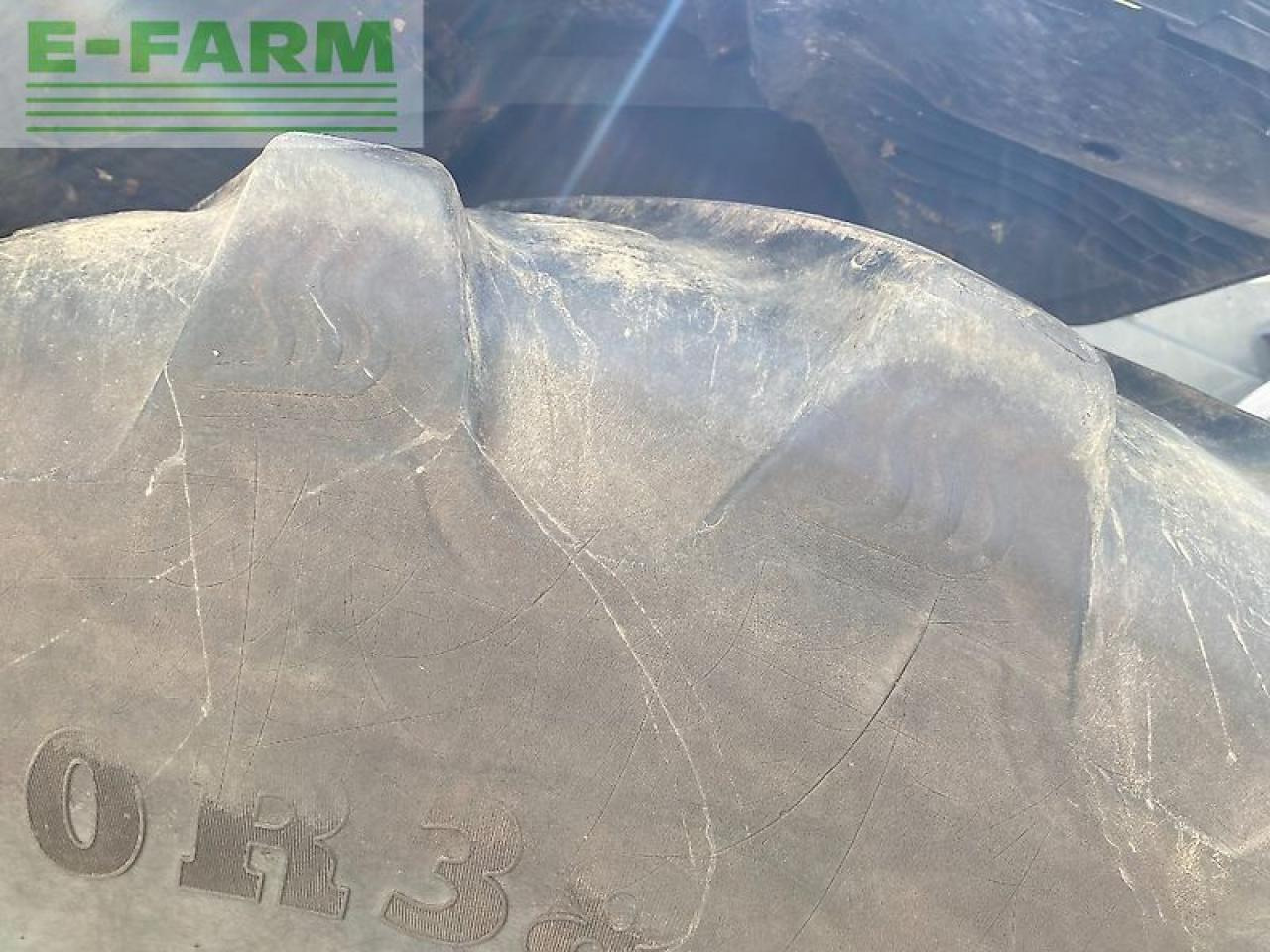 جرار CLAAS axion 830 cmatic CMATIC: صور 11