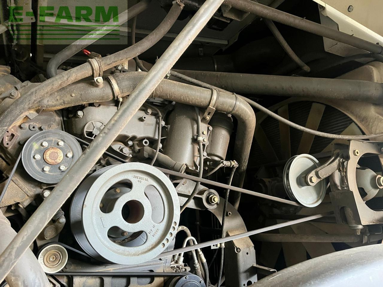 CLAAS jaguar 940 t4i - حصادة الأعلاف: صور 4 CLAAS jaguar 940 t4i - حصادة الأعلاف: صور 4