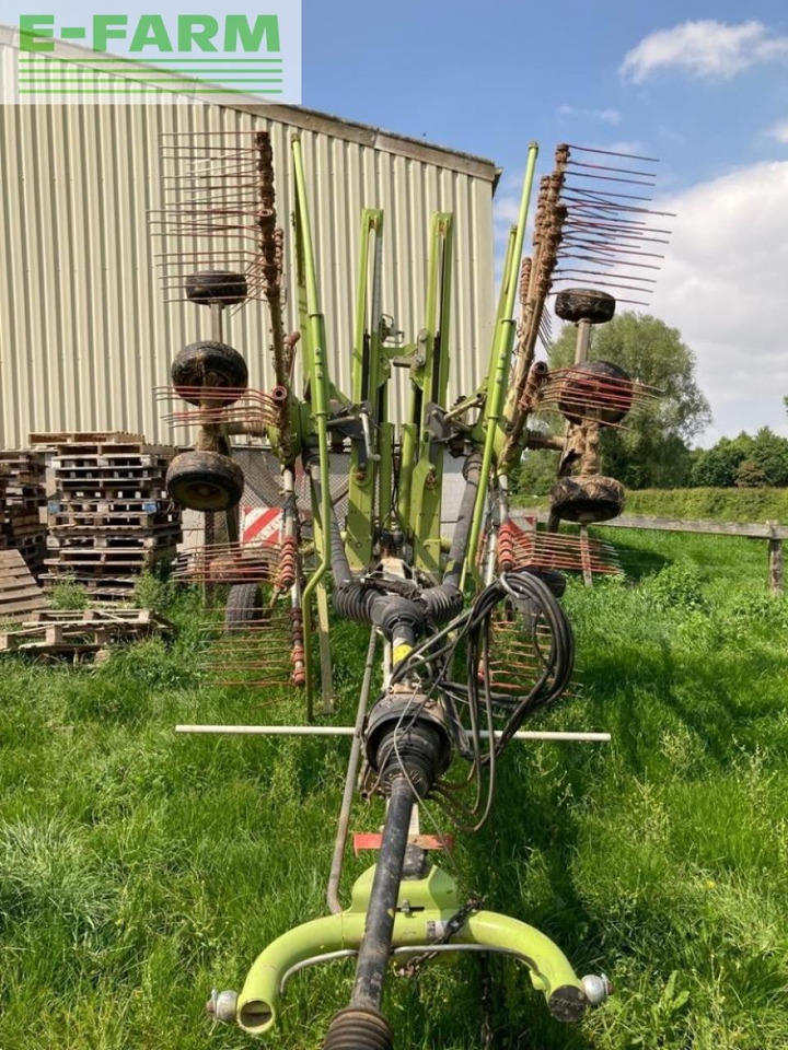 CLAAS liner 2800 - لمّامَة القش: صور 5 CLAAS liner 2800 - لمّامَة القش: صور 5