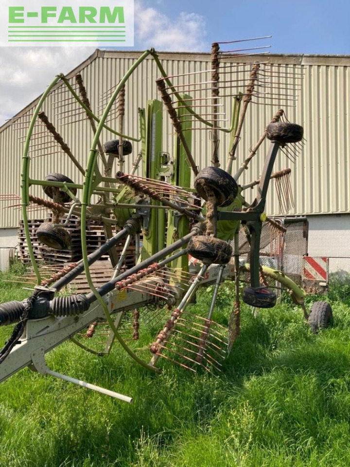 CLAAS liner 2800 - لمّامَة القش: صور 1 CLAAS liner 2800 - لمّامَة القش: صور 1