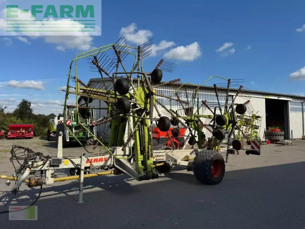 CLAAS liner 3600 - لمّامَة القش: صور 1 CLAAS liner 3600 - لمّامَة القش: صور 1