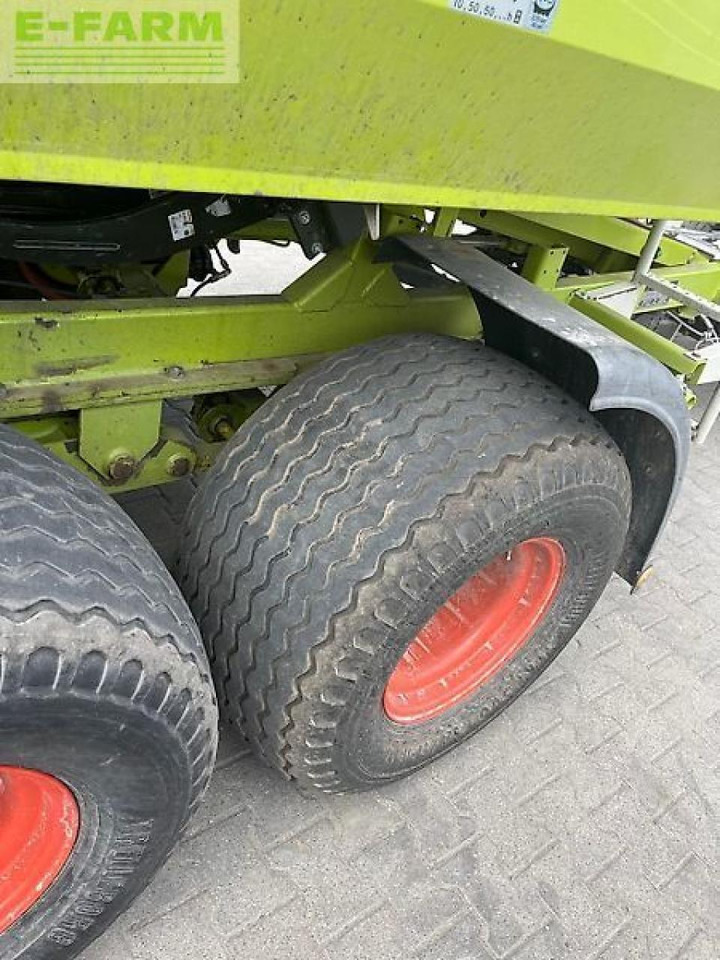 مكبس البالات المستطيله CLAAS quadrant 2200 rc: صور 7