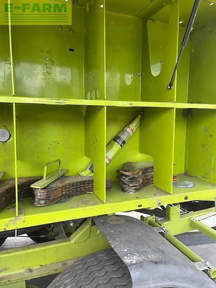 مكبس البالات المستطيله CLAAS quadrant 2200 rc: صور 13