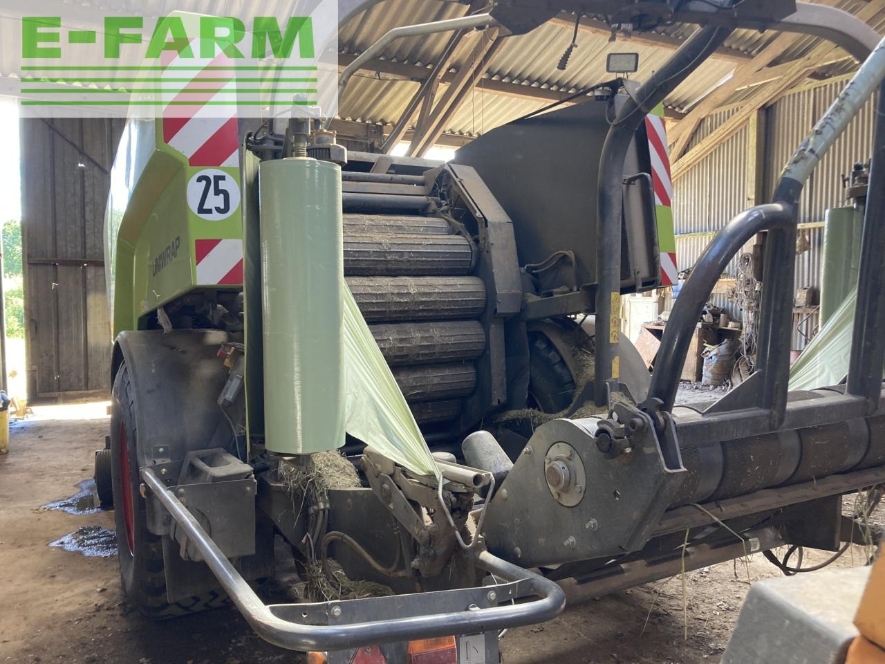 CLAAS rollant 455 rc uniwrap - مكبس البالات المستطيله: صور 3 CLAAS rollant 455 rc uniwrap - مكبس البالات المستطيله: صور 3