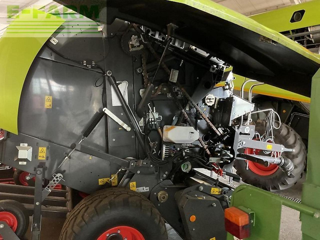 CLAAS variant 485 rc - مكبس البالات المستطيله: صور 5 CLAAS variant 485 rc - مكبس البالات المستطيله: صور 5