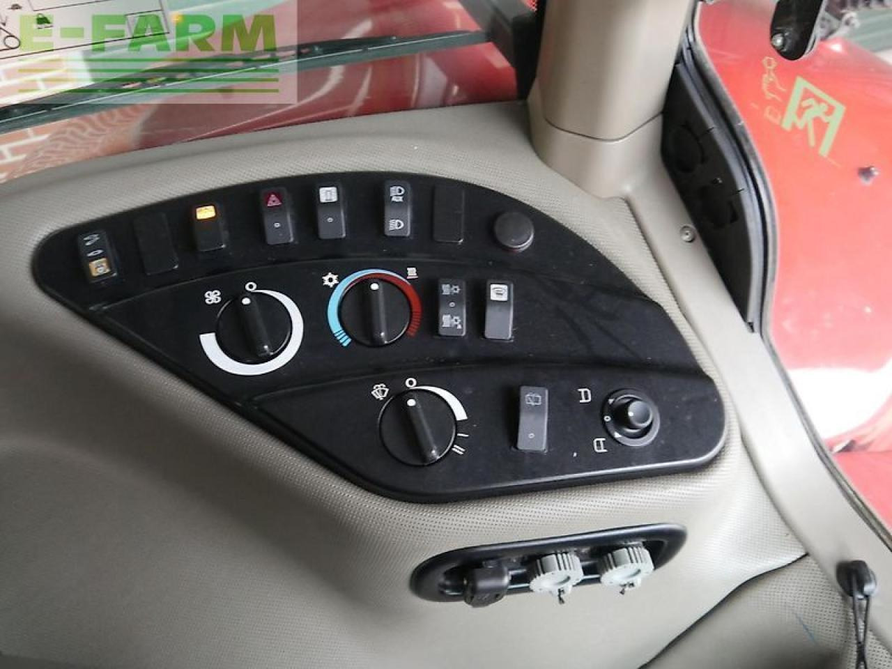 جرار Case-IH magnum 340 rowtrac gps: صور 19