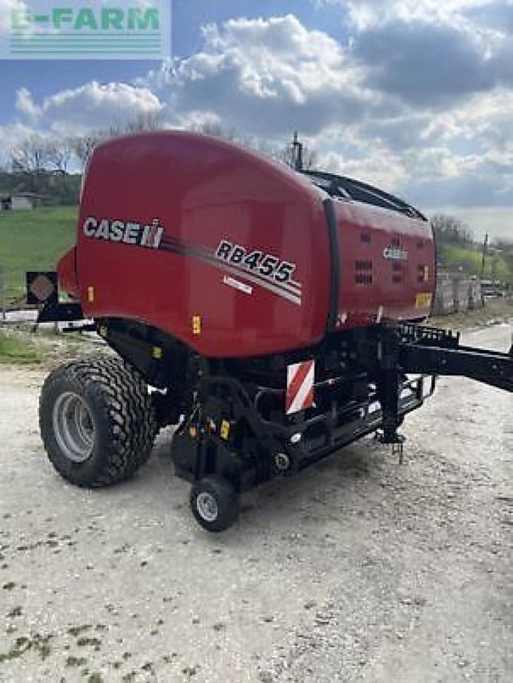 Case-IH rb455 - مكبس البالات المستطيله: صور 4 Case-IH rb455 - مكبس البالات المستطيله: صور 4