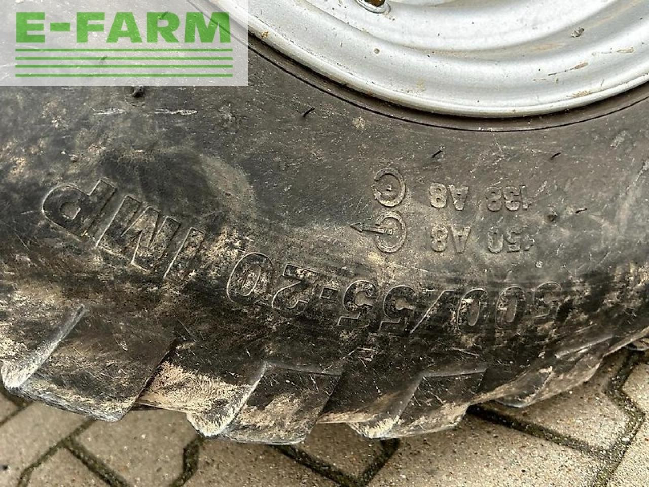 Case-IH rb465 - مكبس البالات المستطيله: صور 4 Case-IH rb465 - مكبس البالات المستطيله: صور 4