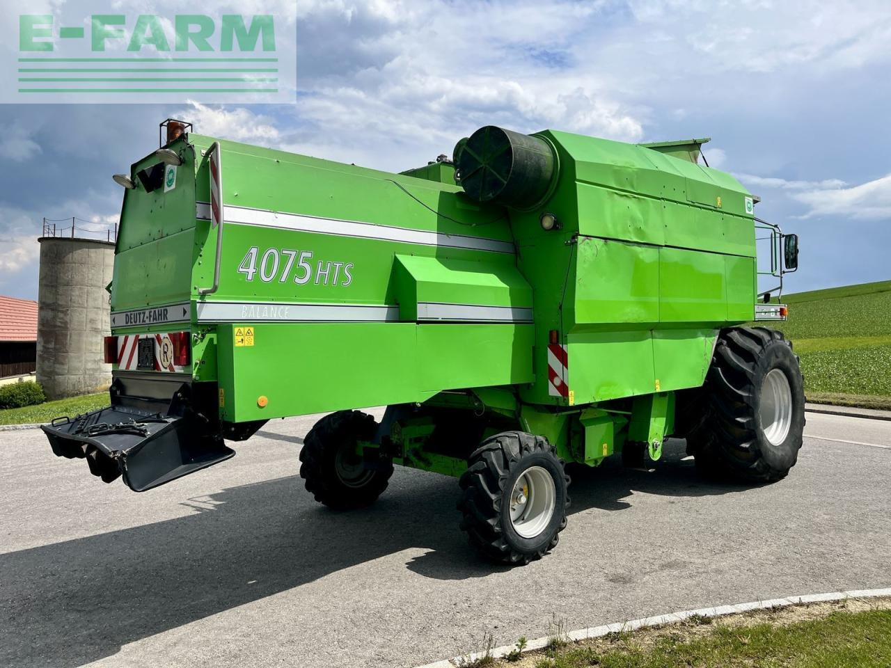 Deutz-Fahr 4075 balance - حصادة شاملة: صور 5 Deutz-Fahr 4075 balance - حصادة شاملة: صور 5