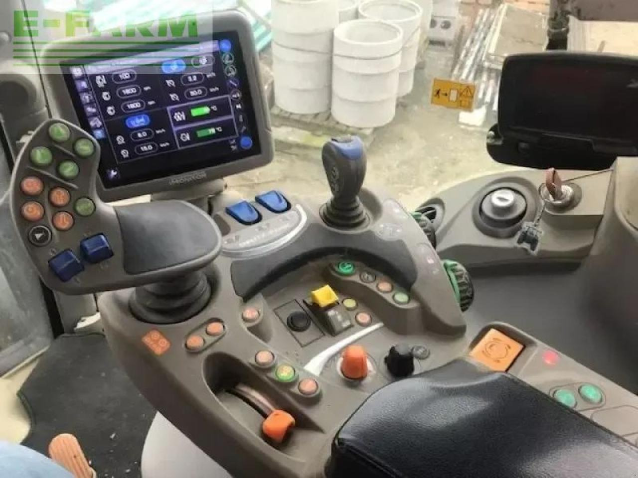 جرار Deutz-Fahr agrot.6215ttv: صور 8 جرار Deutz-Fahr agrot.6215ttv: صور 8