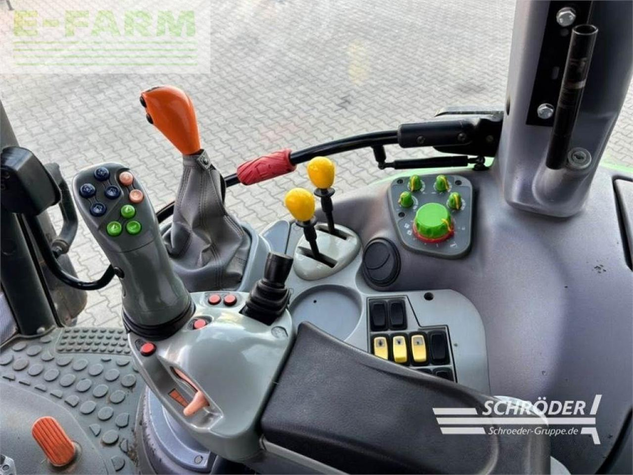جرار Deutz-Fahr m 650: صور 17