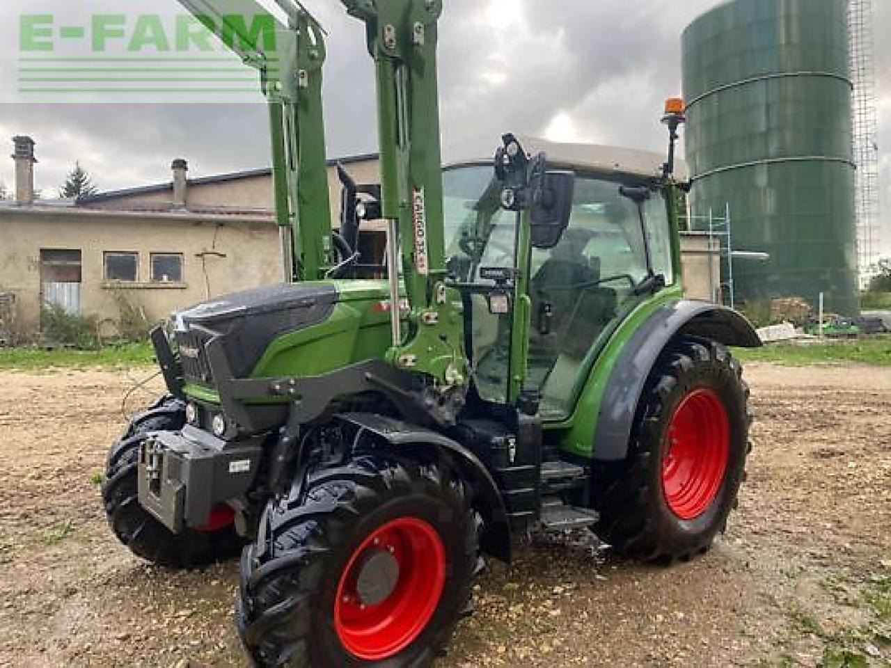 Fendt 208 s S - جرار: صور 1 Fendt 208 s S - جرار: صور 1