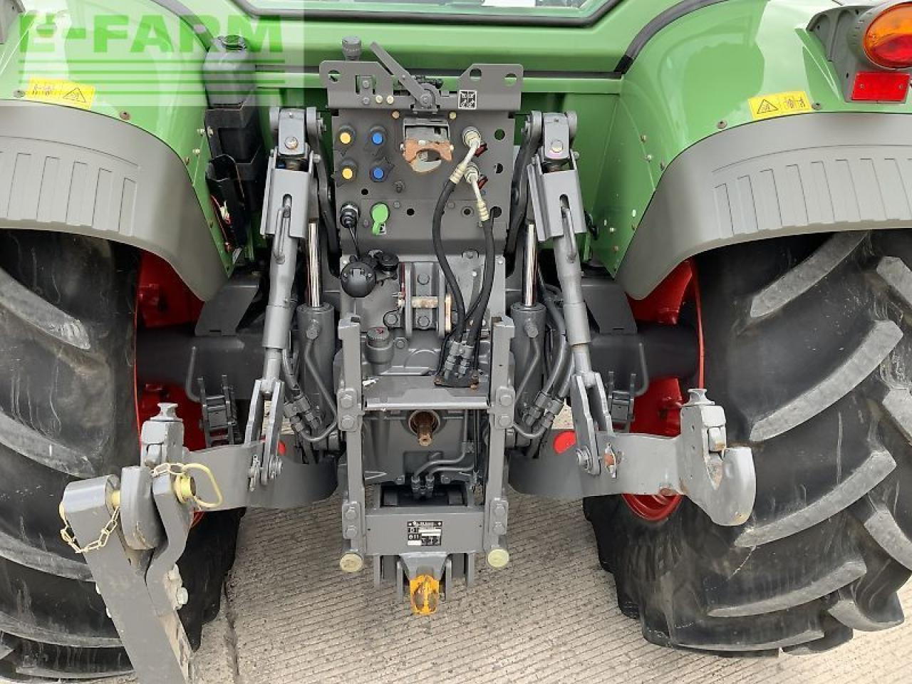 جرار Fendt 210 (st23989): صور 15 جرار Fendt 210 (st23989): صور 15