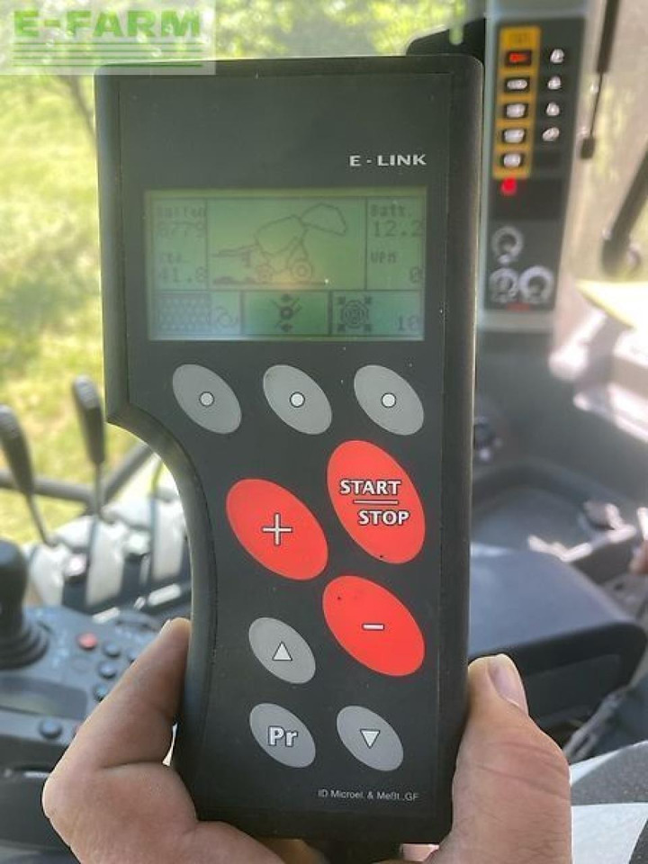 Fendt 2125f - مكبس البالات المستطيله: صور 1 Fendt 2125f - مكبس البالات المستطيله: صور 1