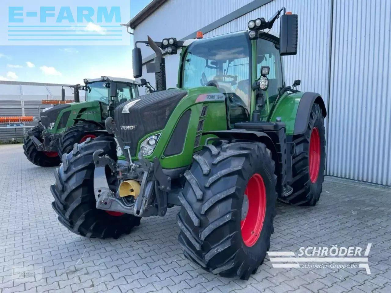 Fendt 724 s4 profi plus - جرار: صور 5 Fendt 724 s4 profi plus - جرار: صور 5