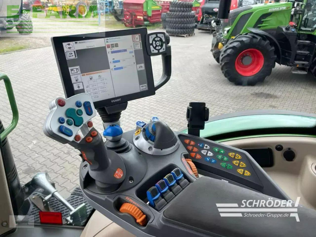 جرار Fendt 724 vario s4 profi plus ProfiPlus: صور 14