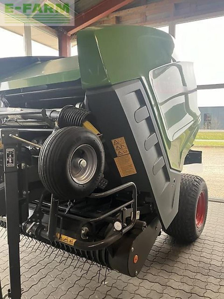 Fendt rotana 130f - مكبس البالات المستطيله: صور 1 Fendt rotana 130f - مكبس البالات المستطيله: صور 1