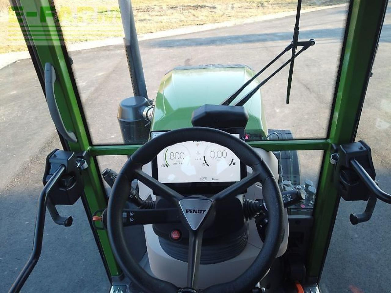 جرار Fendt traktor 211 v vario gen3 V: صور 14