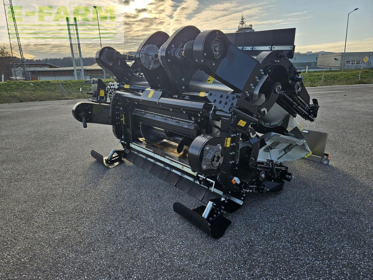 Geringhoff mais star horizon msh 870fb - معدات حصادة الأعلاف: صور 3 Geringhoff mais star horizon msh 870fb - معدات حصادة الأعلاف: صور 3