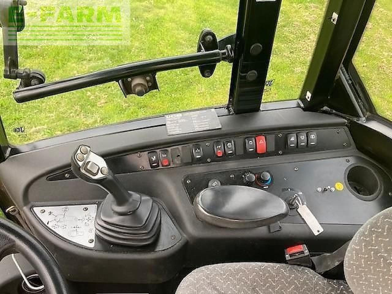 حفارة مصغرة JCB 409: صور 12