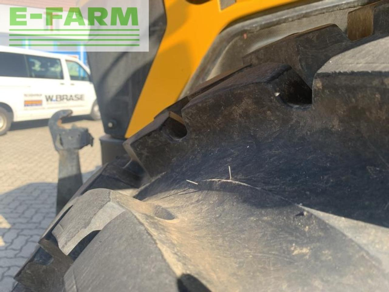 جرار JCB 4220 fasttrac mit jd-autotrac vorbereitung + stoll konsolen: صور 8