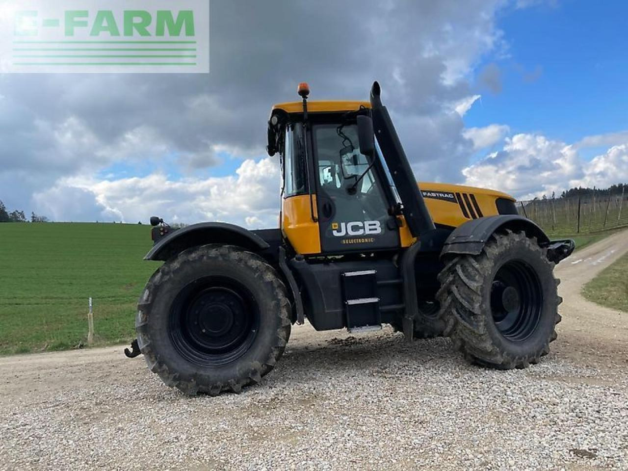 JCB fastrac 3230 xtrac - جرار: صور 5 JCB fastrac 3230 xtrac - جرار: صور 5