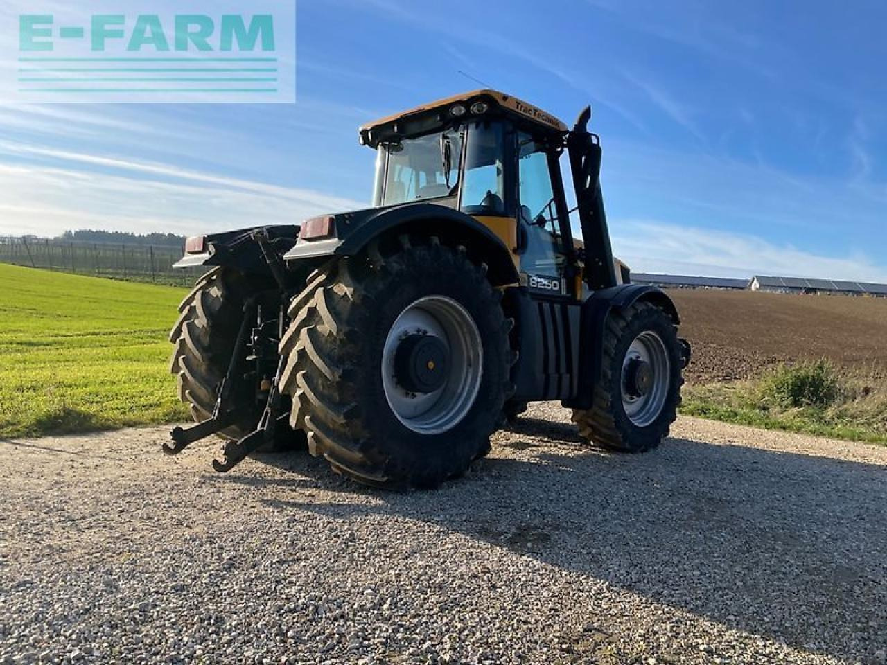 JCB fastrac 8250 - جرار: صور 3 JCB fastrac 8250 - جرار: صور 3