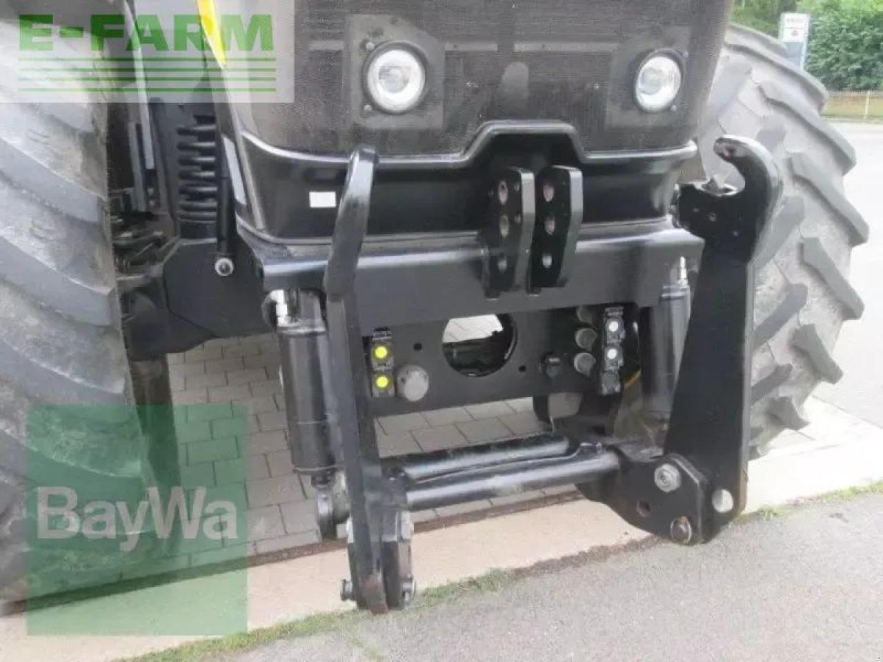 JCB jcb 8330 - جرار: صور 2 JCB jcb 8330 - جرار: صور 2