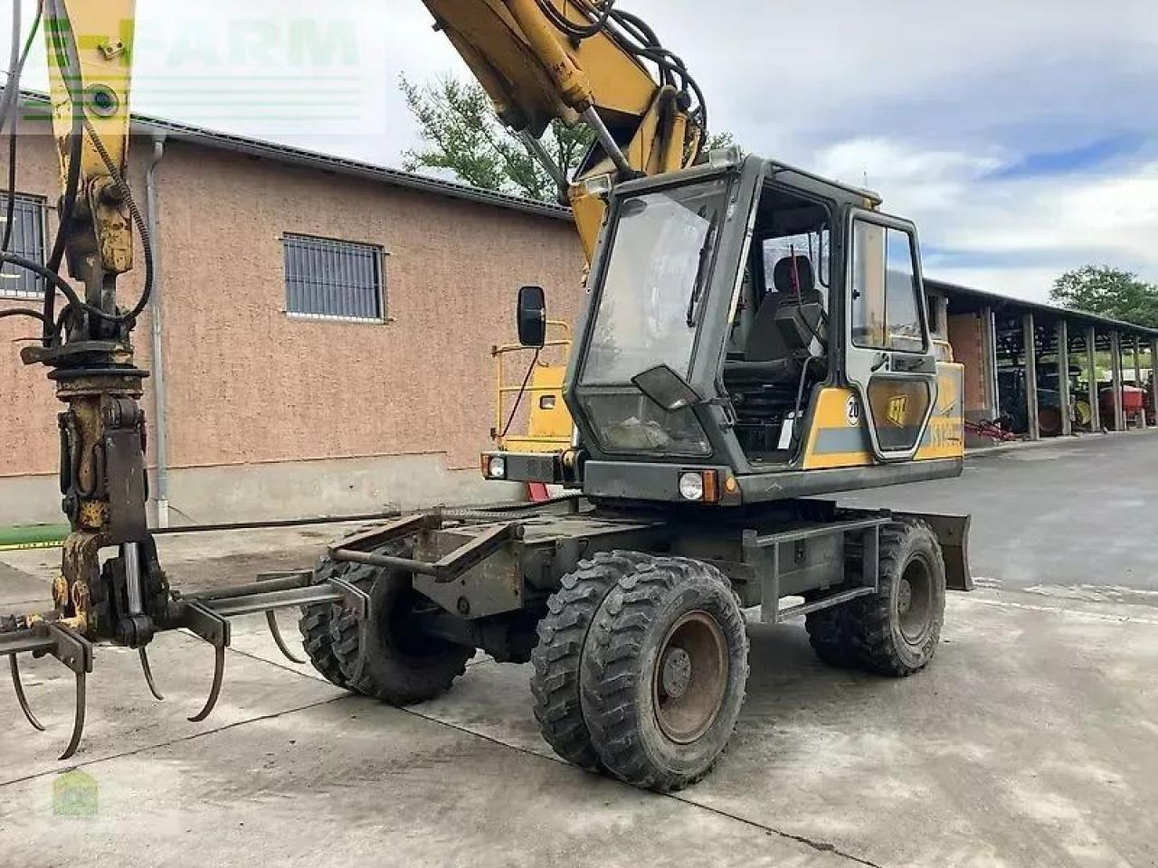 JCB js 130 w - حفارة على عجلات: صور 4 JCB js 130 w - حفارة على عجلات: صور 4