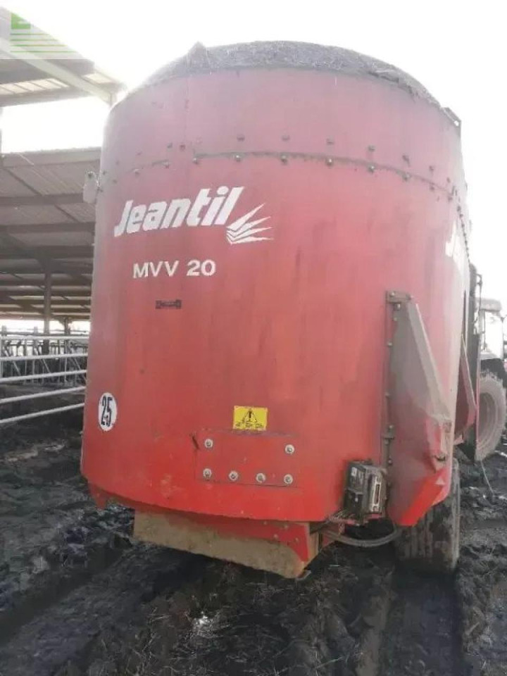Jeantil mvv20 - المعدات لتربية الماشية: صور 4 Jeantil mvv20 - المعدات لتربية الماشية: صور 4