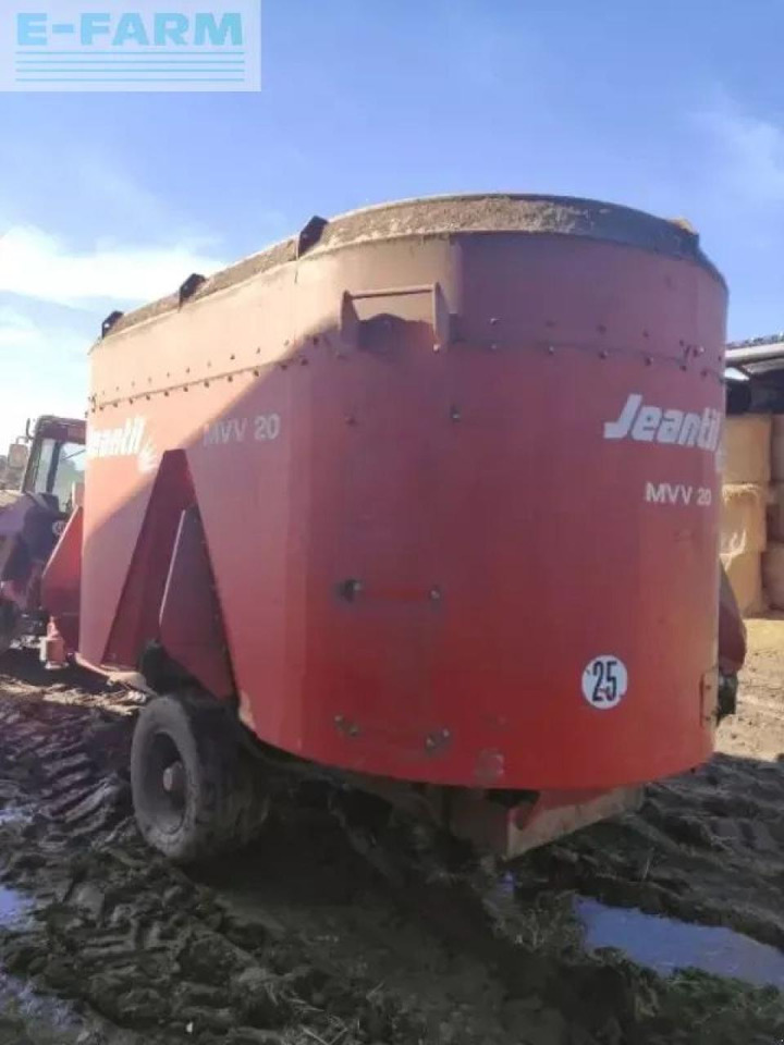 Jeantil mvv20 - المعدات لتربية الماشية: صور 3 Jeantil mvv20 - المعدات لتربية الماشية: صور 3