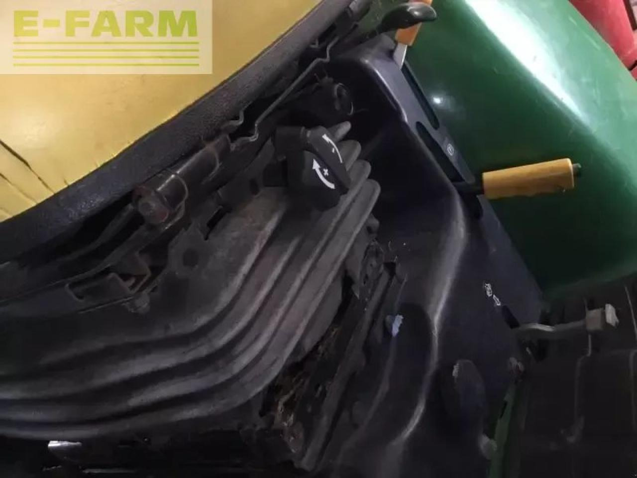 John Deere 3320 my11 - جرار: صور 3 John Deere 3320 my11 - جرار: صور 3