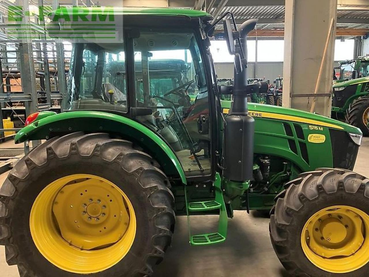 John Deere 5115m - جرار: صور 3 John Deere 5115m - جرار: صور 3