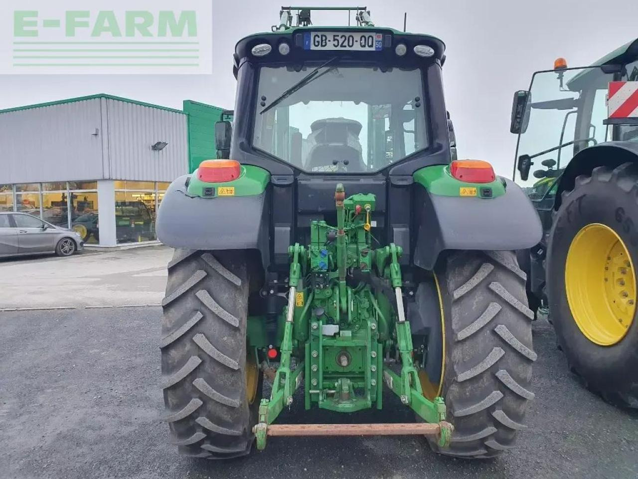 جرار John Deere 6100 m: صور 8